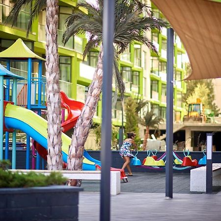 Ace Aparthotel Pool & Spa Mamaia Nord Нэводари Экстерьер фото