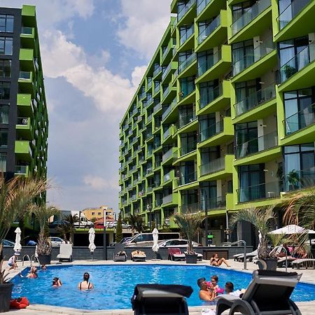 Ace Aparthotel Pool & Spa Mamaia Nord Нэводари Экстерьер фото