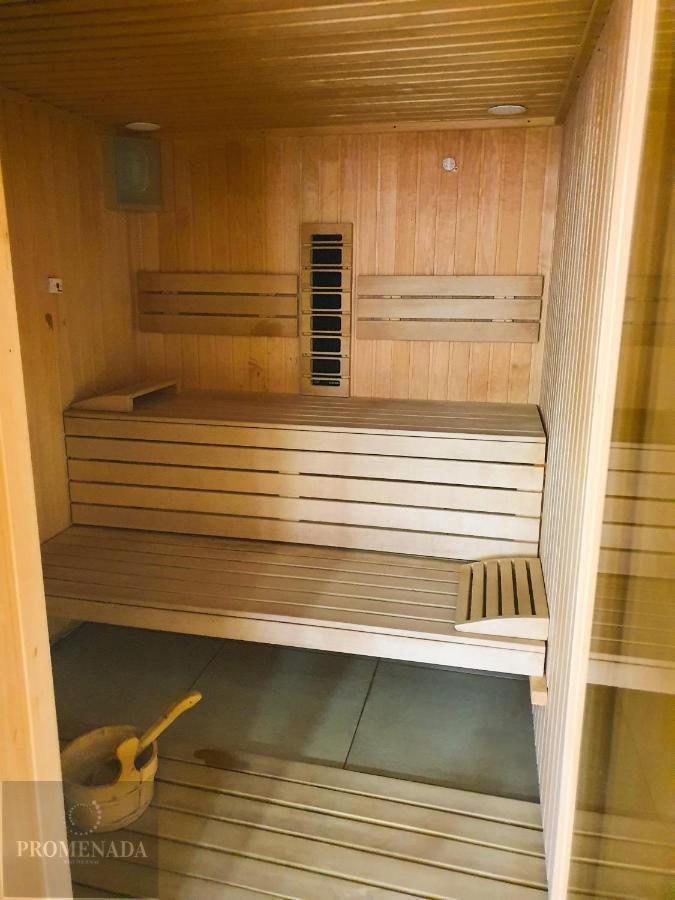 Ace Aparthotel Pool & Spa Mamaia Nord Нэводари Экстерьер фото